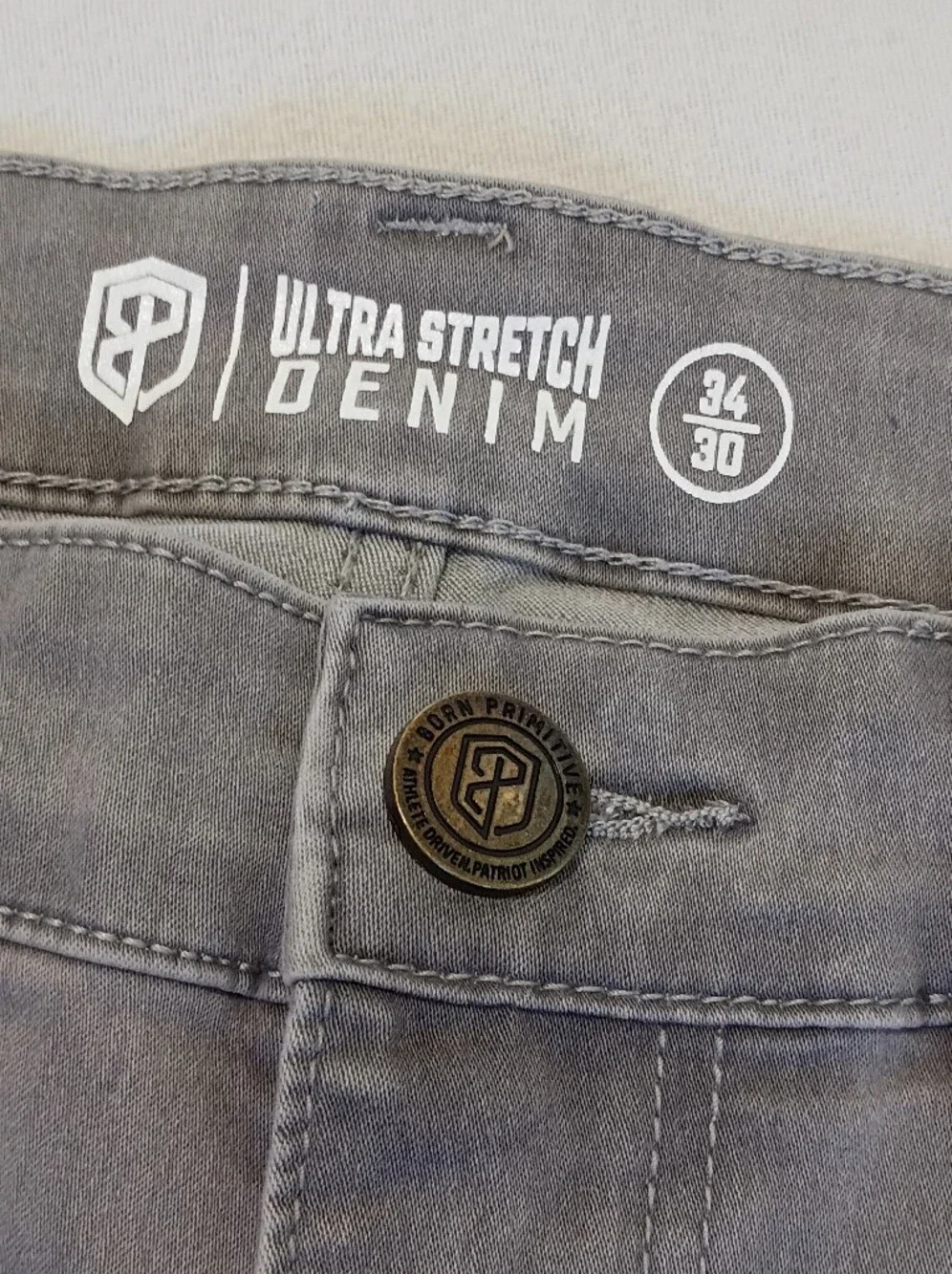Born Primitive Gray Ultra Stretch Denim jeans size 34x30 Casual Neutral
